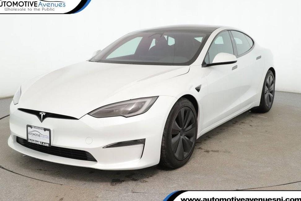 TESLA MODEL S 2024 5YJSA1E52RF535765 image